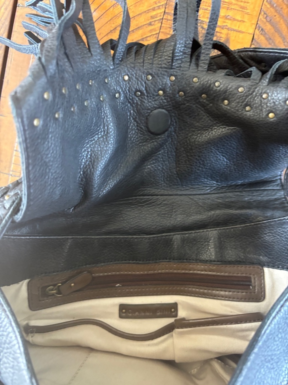 Gianni Bini Black Leather Fringe Shoulder Bag - Picture 4 of 5